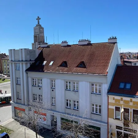 Perla Hradce Apartment Hradec Kralove Exterior photo